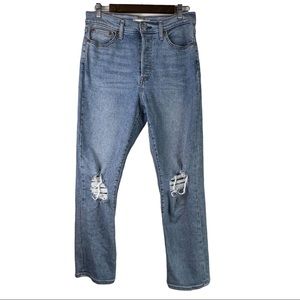 Levi's Wedgie Strait Fit Jeans distressed knees button fly high rise Size 31